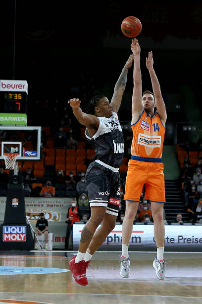 傲与不舍 傲与不舍