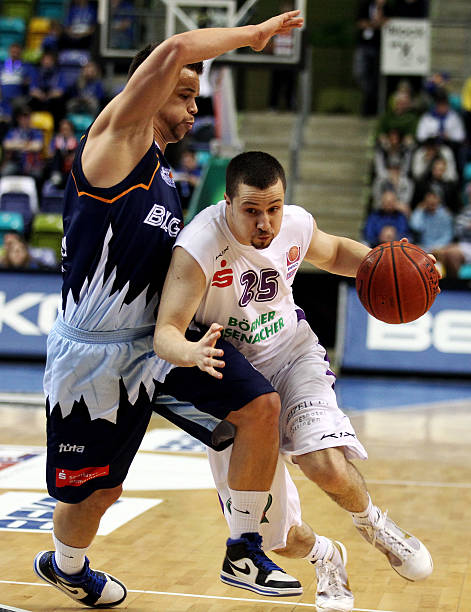 坐镇的情况 坐镇的情况